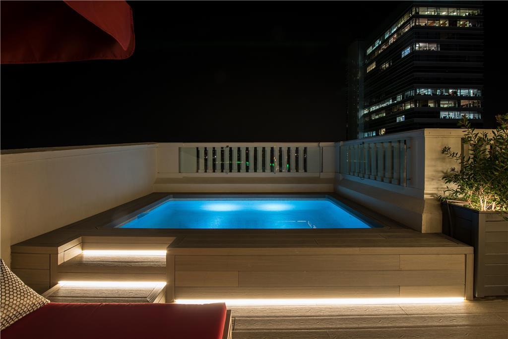 Vincci Mae Hotel 4*